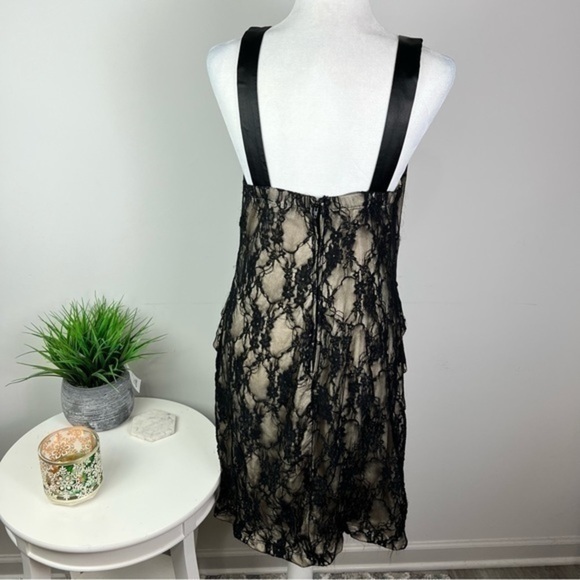 Torrid Sheath Dress Womens Black Floral Stretch Scoop Neck Sleeveless Lace Zip L - Picture 6 of 9